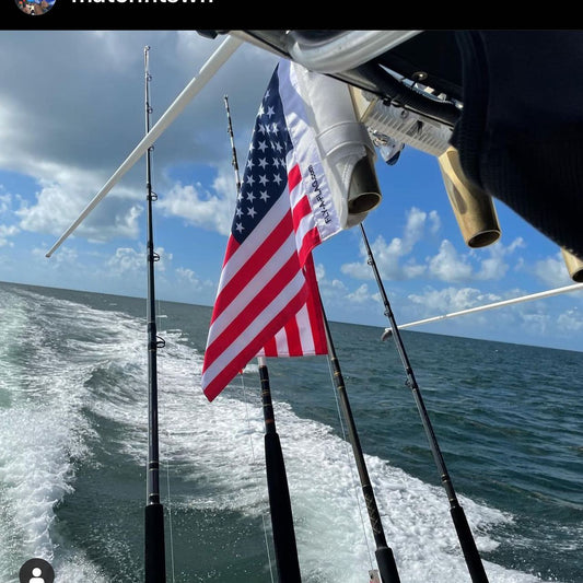 How to Mount an American Flag on a Boat Without Drilling